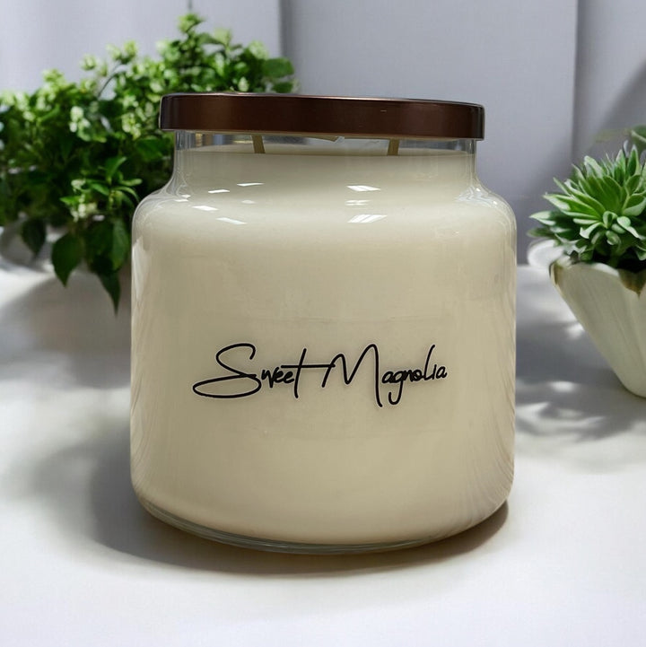 Sweet Magnolia 16oz Signature Candle