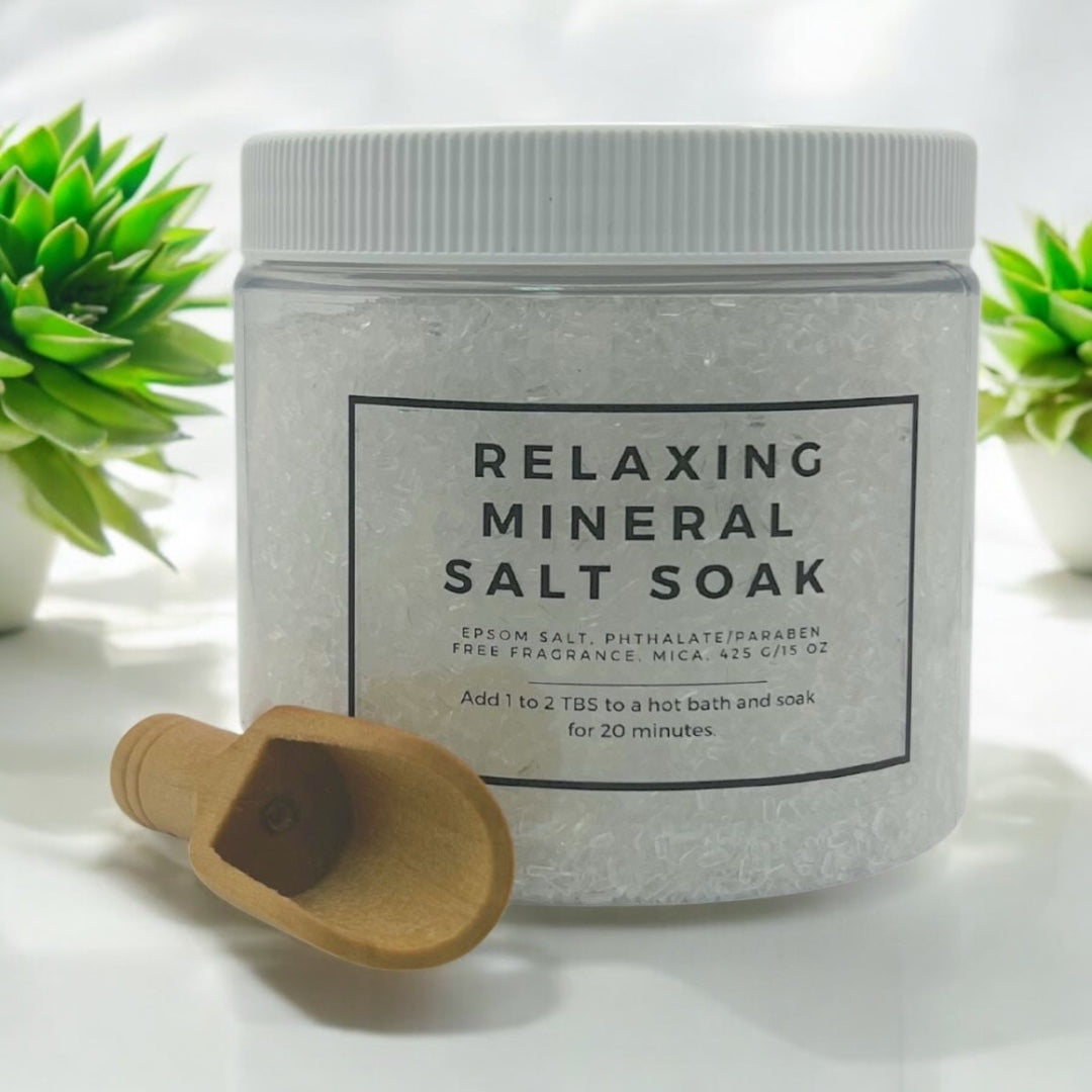 Relaxing Mineral Salt Soak - White